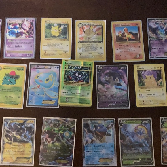 120 holo and reverse holo Pokémon cards - Picture 3 of 4